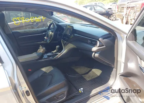 2021 Toyota Camry Xse Awd z USA, uszkodzony, nr VIN 4T1K61BK0MU046840